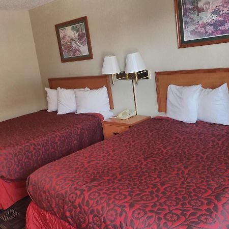 Days Inn Oklahoma City West Exterior foto