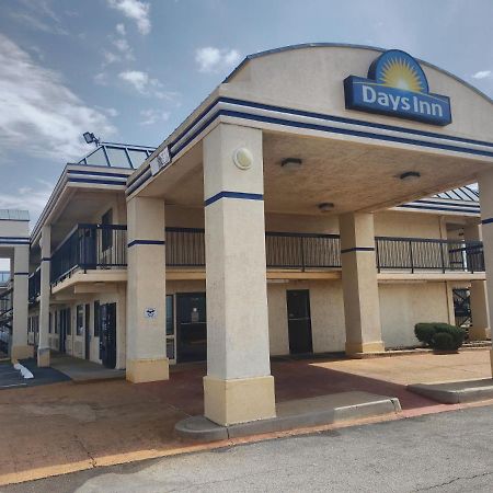 Days Inn Oklahoma City West Exterior foto