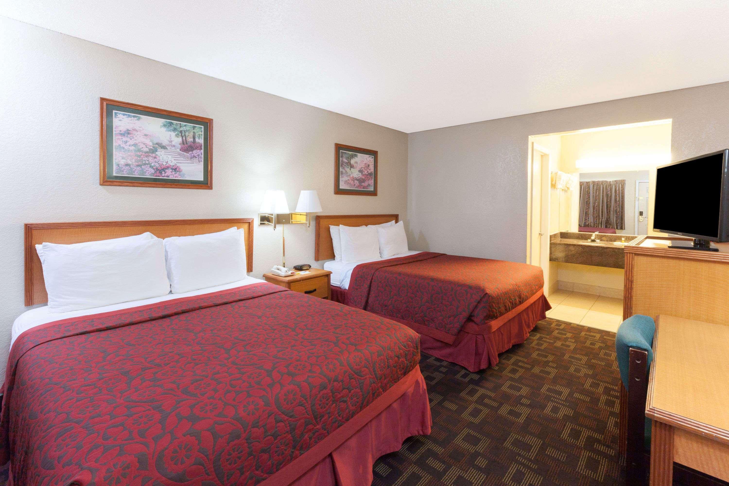 Days Inn Oklahoma City West Exterior foto