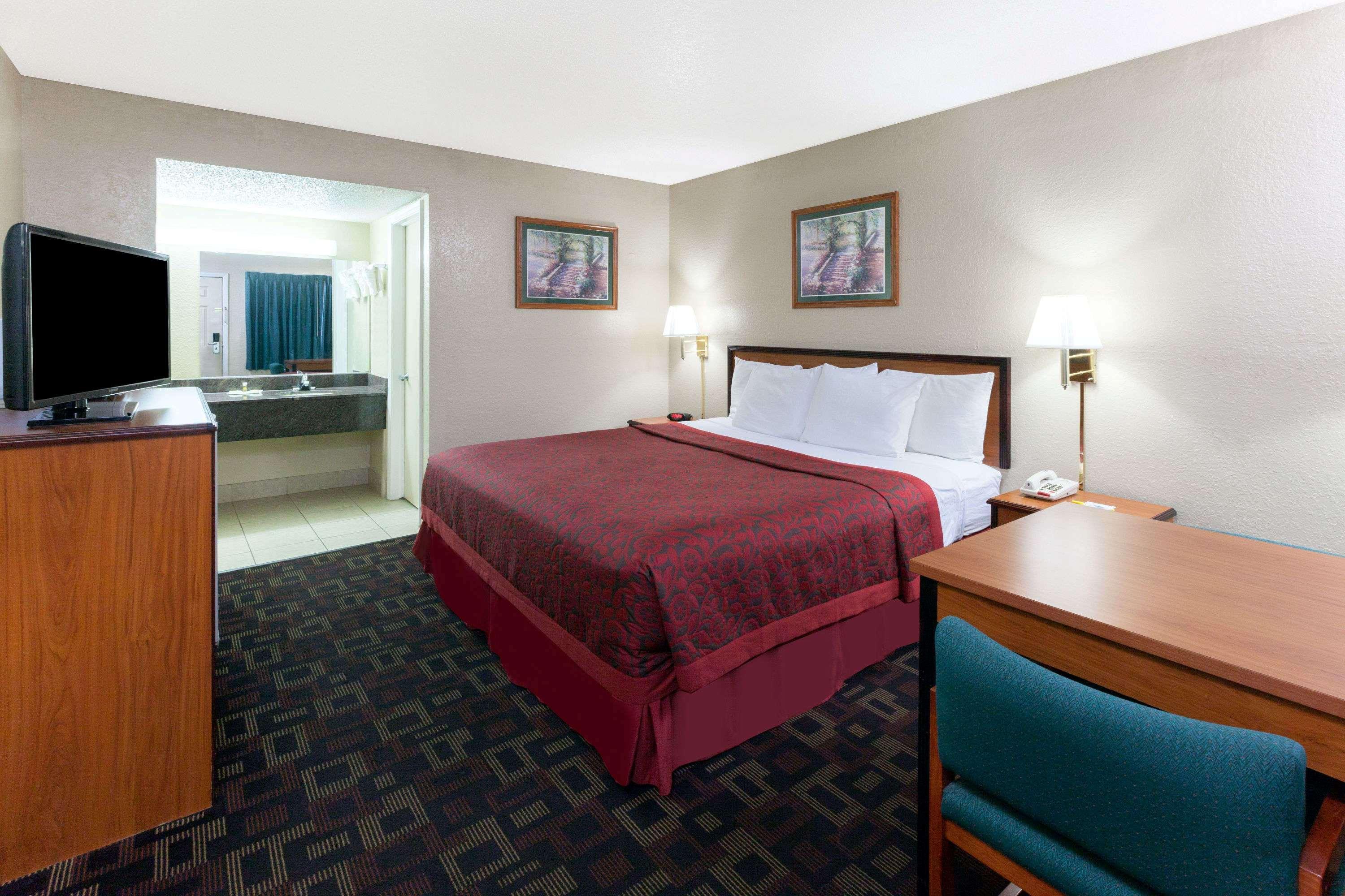 Days Inn Oklahoma City West Exterior foto