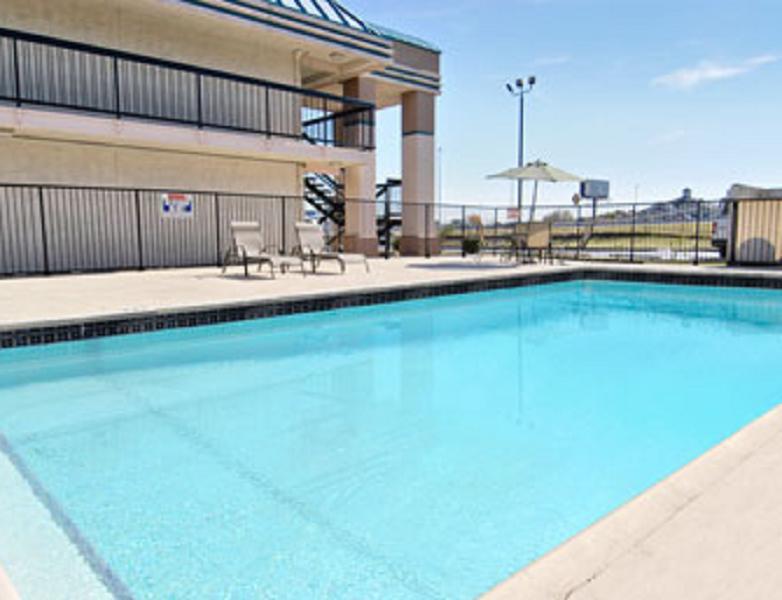Days Inn Oklahoma City West Exterior foto
